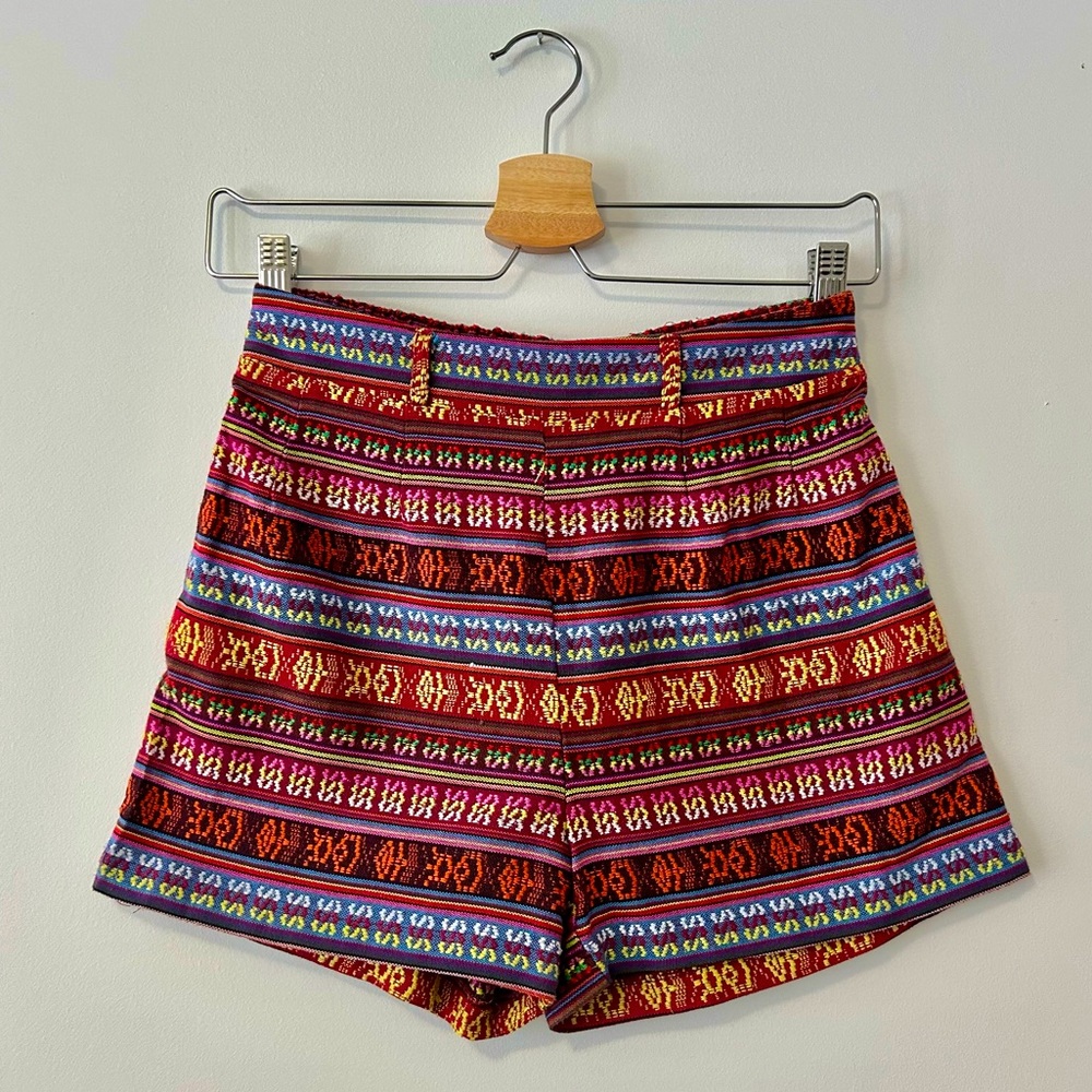 High Waisted Colourful Woven Patterned Shorts Size W25